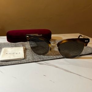Gucci Cateye Sunglasses